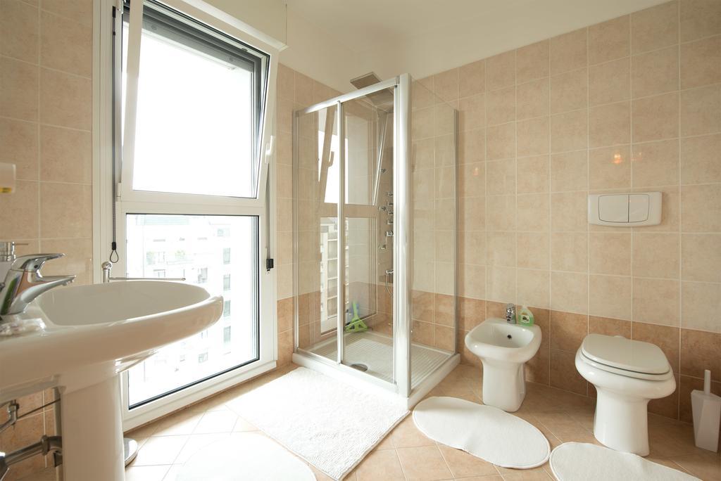 New Luxury Attic Santa Giulia Expo Apartman Milánó Kültér fotó